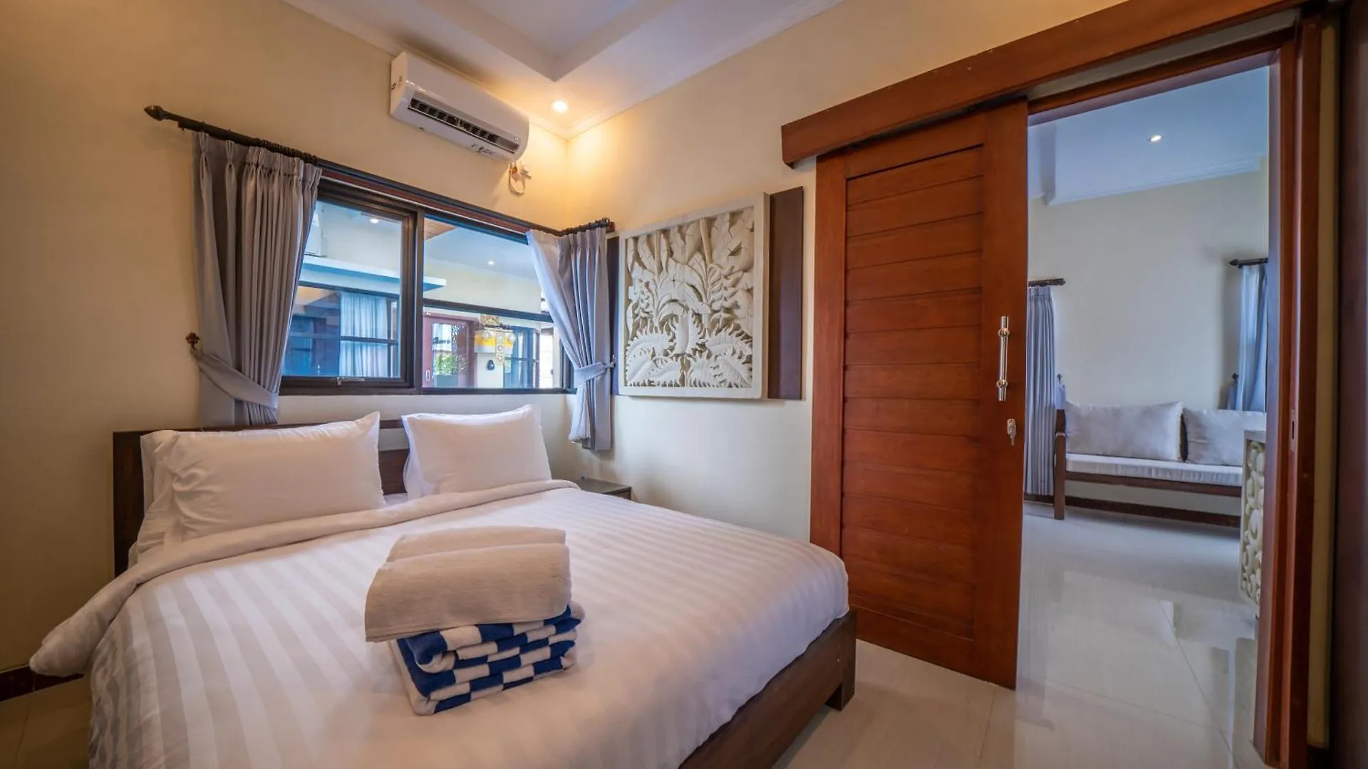 Padma Lodge Legian スミニャック インドネシア