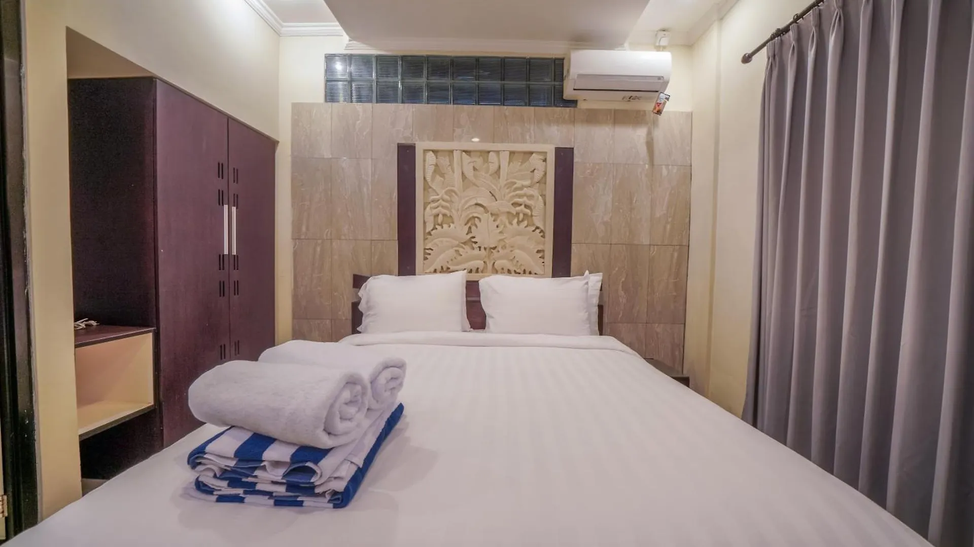 別荘 Padma Lodge Legian スミニャック