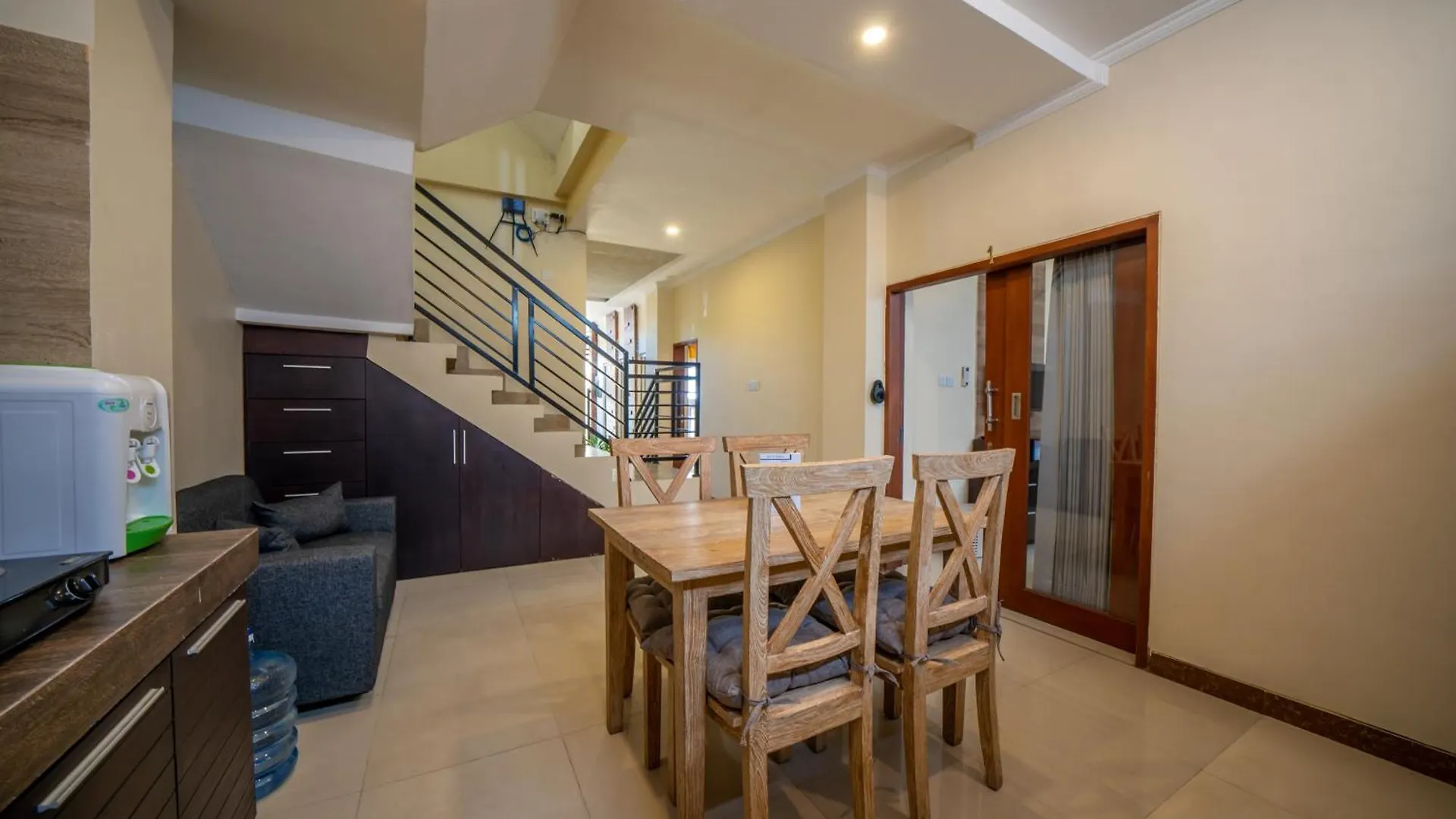 別荘 Padma Lodge Legian スミニャック