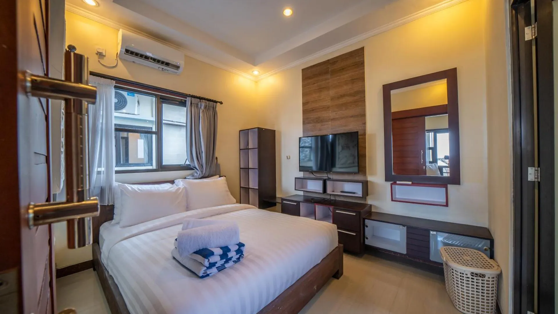 Padma Lodge Legian スミニャック インドネシア