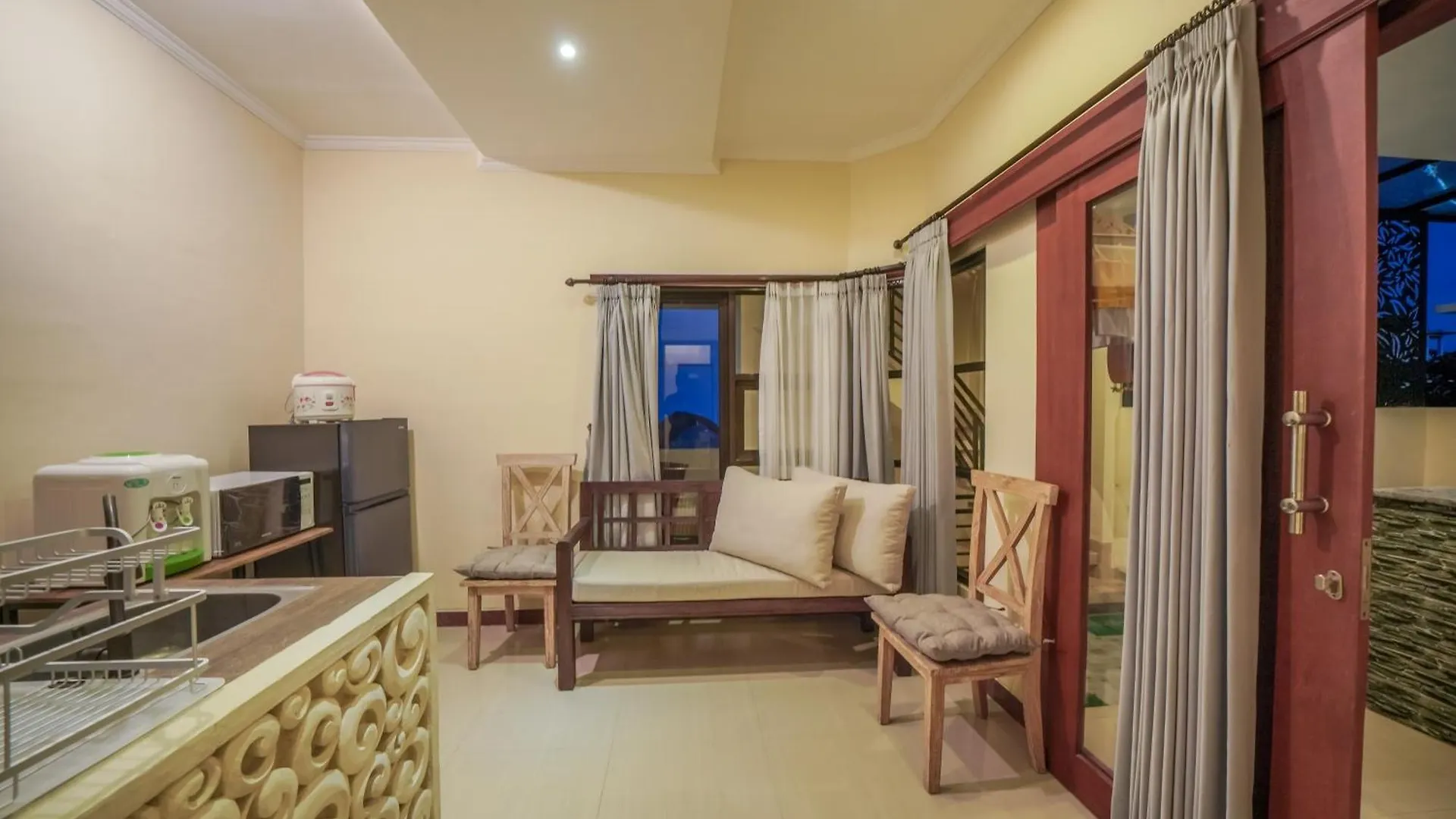 別荘 Padma Lodge Legian スミニャック